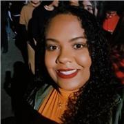 Professora Pedagoga de séries iniciais do ensino fundamental I. Experiências com alunos online e presencial